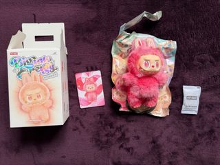 Labubu Big Into Energy Rojo