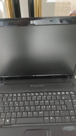 Ordenador portátil HP Negro.