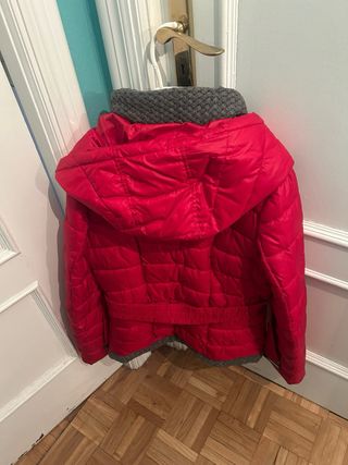 Chaqueta acolchada amarilla ,roja las dos 15,95