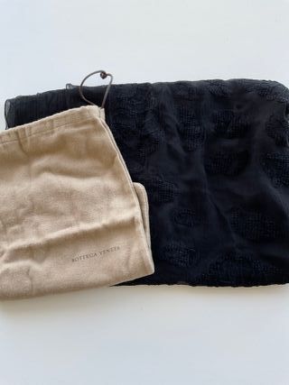 Sciarpa Bottega Veneta voile nero ricami