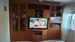 Mueble de Comedor Madera y Cristal