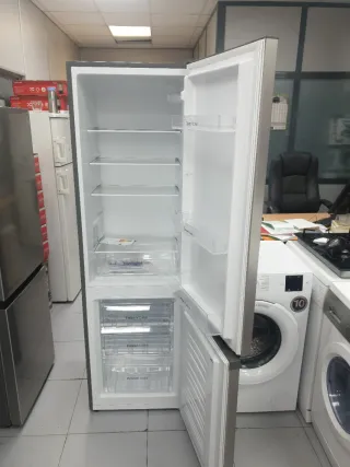 Pack Nevera y lavadora con garantía Nueva con tara