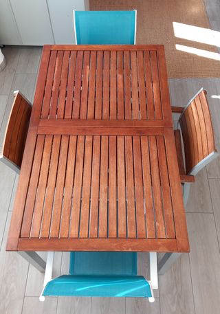 Mesa exterior extensible