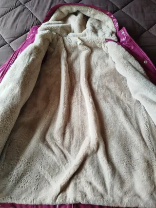 Chaqueta charol rosa con forro