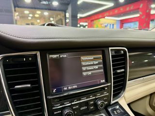 Porsche PANAMERA II 4S Executive 420cv (Restyling)