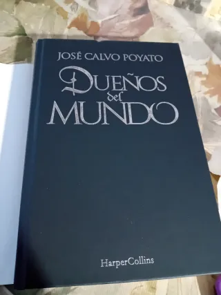 "Dueños del mundo", de José Calvo Poyato