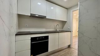 Piso en venta en Can Serra - Pubilla Cases en Hospitalet de Llobregat, L´
