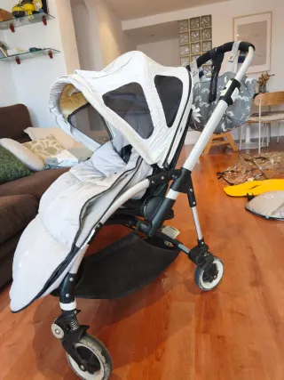 Carrito Bugaboo Bee con accesorios