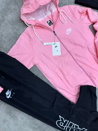 Conjunto Nike Rosa Tallas S, M, L