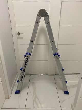 Escalera Tijera Versátil Plegable