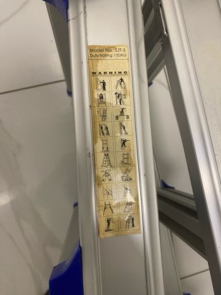 Escalera Tijera Versátil Plegable