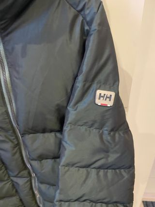 Chaqueta Helly Hansen plumífera verde Talla M