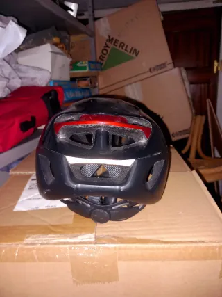 Casco MET Rivale Negro y Rojo