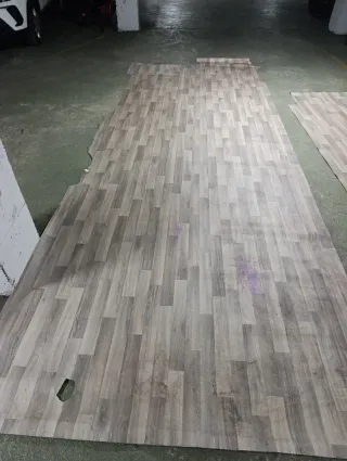 Suelo vinílico imitación parquet,sintasol,camping