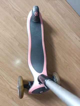 Patinete Globber 3 ruedas rosa