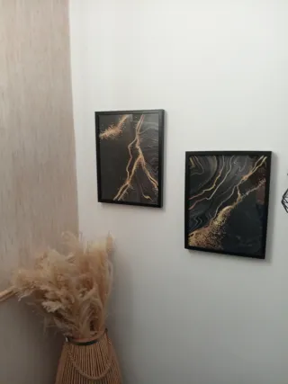 Tres cuadros Abstractos Negro y Dorado.