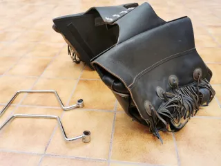 Alforjas de cuero y soportes Yamaha XV