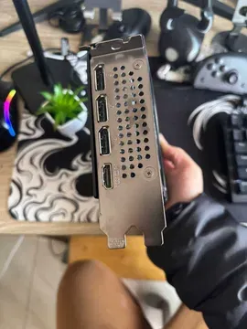 Placa Gráfica MSI RTX 5060 8GB Shadow OC