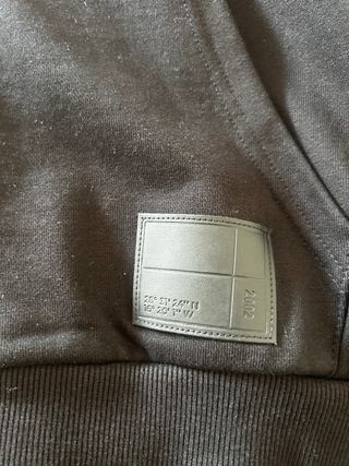 Sudadera con cremallera y capucha negra, hombre