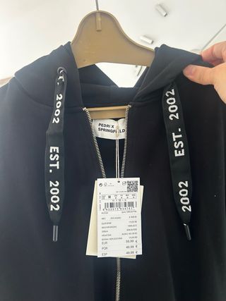 Sudadera con cremallera y capucha negra, hombre