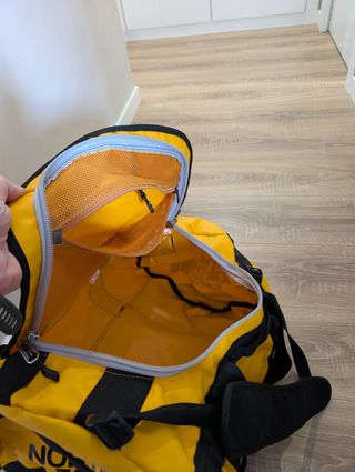 Bolsa North Face Holdall Amarilla