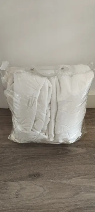 Dos edredones para cuna