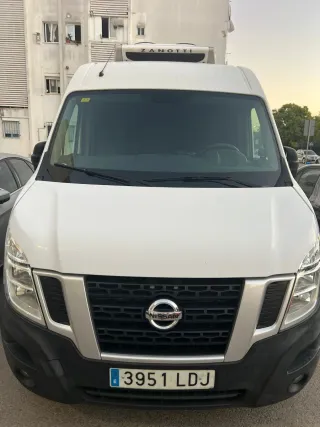 Nissan NV400 2019