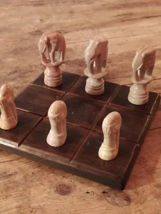 Juego Tres en Raya de Piedra