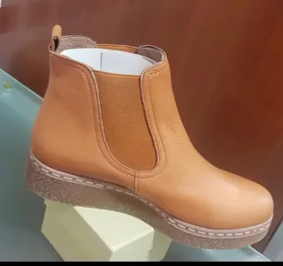 Botines piel cuero T38