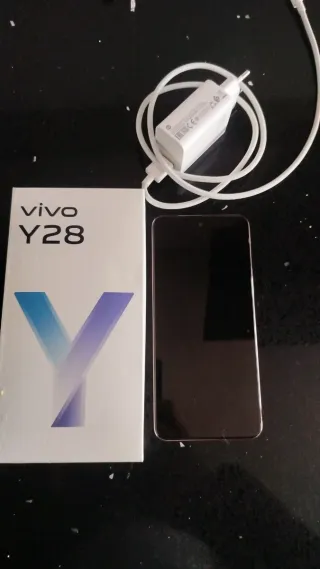 Vendo cellulare vivo Y28