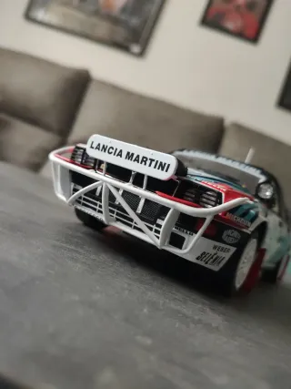 Lancia Delta Rally Safari 1/18 Solido