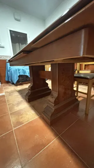 Mesa de comedor extensible de madera