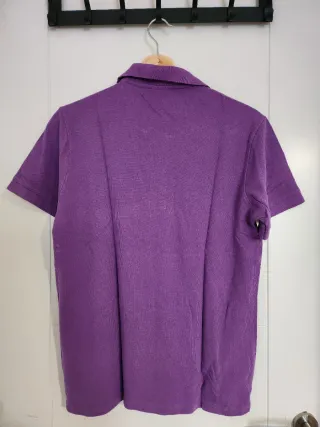 Polo Lacoste Morado Ancho:41cm Largo:66cm
