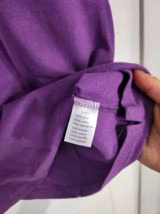 Polo Lacoste Morado Ancho:41cm Largo:66cm