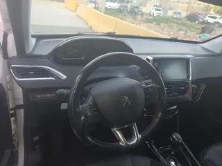 Peugeot 2008 2016