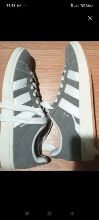 Zapatillas Adidas Campus Gris y Blancas