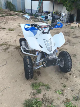 Quad Suzuki ltz 400. Todo listo para circular