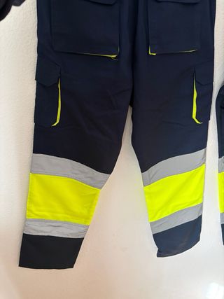 Pantalón de trabajo reflectante talla 40