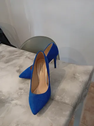 Zapatos de tacón azul PACOMENA BY MENBUR