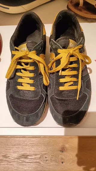 Saucony nere oro taglia 40.5