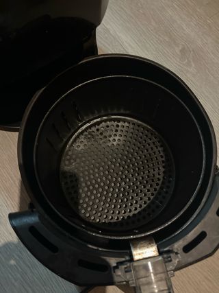 Freidora de aire negra, Quigg,