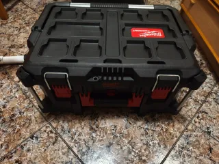 Carro Milwaukee PACKOUT