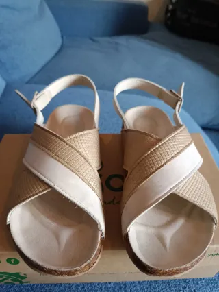 Sandalias Niña Yokono Talla 35