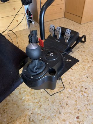Volante Logitech Simracing + Silla + Pedales