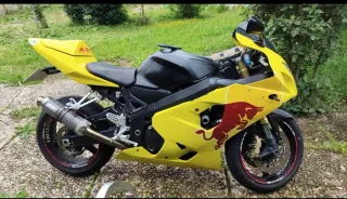 Suzuki GSXR600 con Mivv homologado