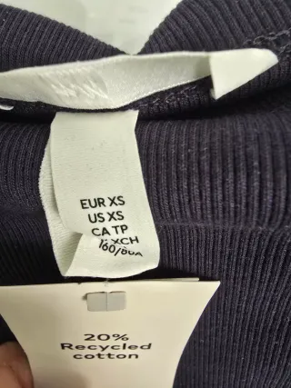 Camiseta manga larga azul marino