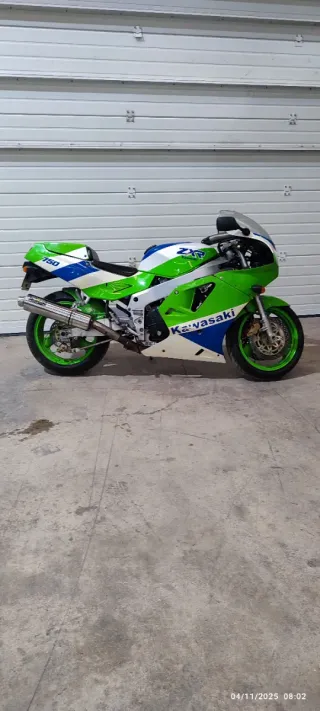 Kawasaki ZXR 750 H2