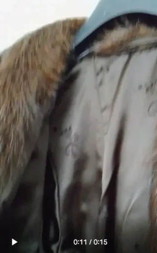 Abrigo de pelo marrón