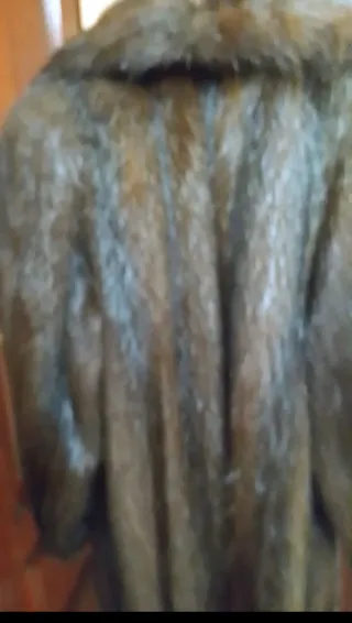 Abrigo de pelo marrón