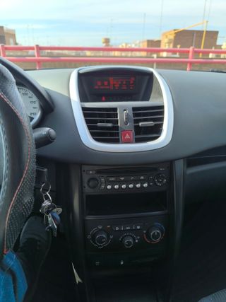 Peugeot 207 Sport 1.6 HDi (2010) - Solo 104.000km